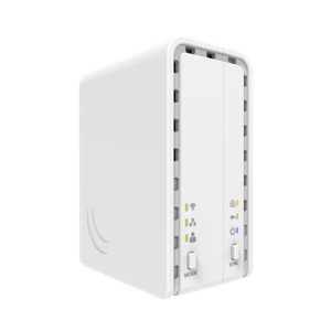 PowerLine de MIkroTik PL6411-2nD, ofrece gestion mediante su sistema  RouterOS, chip inalámbrico 802.11n, MIMO 2X2 y 1 interfaz fast ethernet