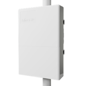 Switch capa 3 de MikroTik CRS310-1G-5S-4S+OUT, con 4 ranuras SFP+, 5 ranuras SFP, un puerto ethernet gigabit y case para uso de exterior